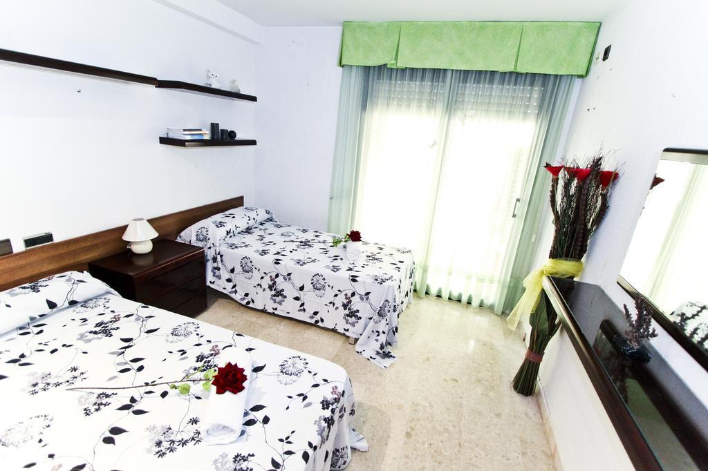 Eva Vendrell Planet Costa Dorada Apartamento Salou Quarto foto