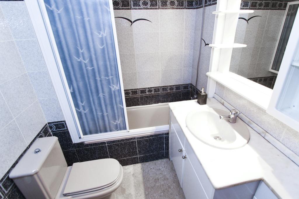 Eva Vendrell Planet Costa Dorada Apartamento Salou Quarto foto